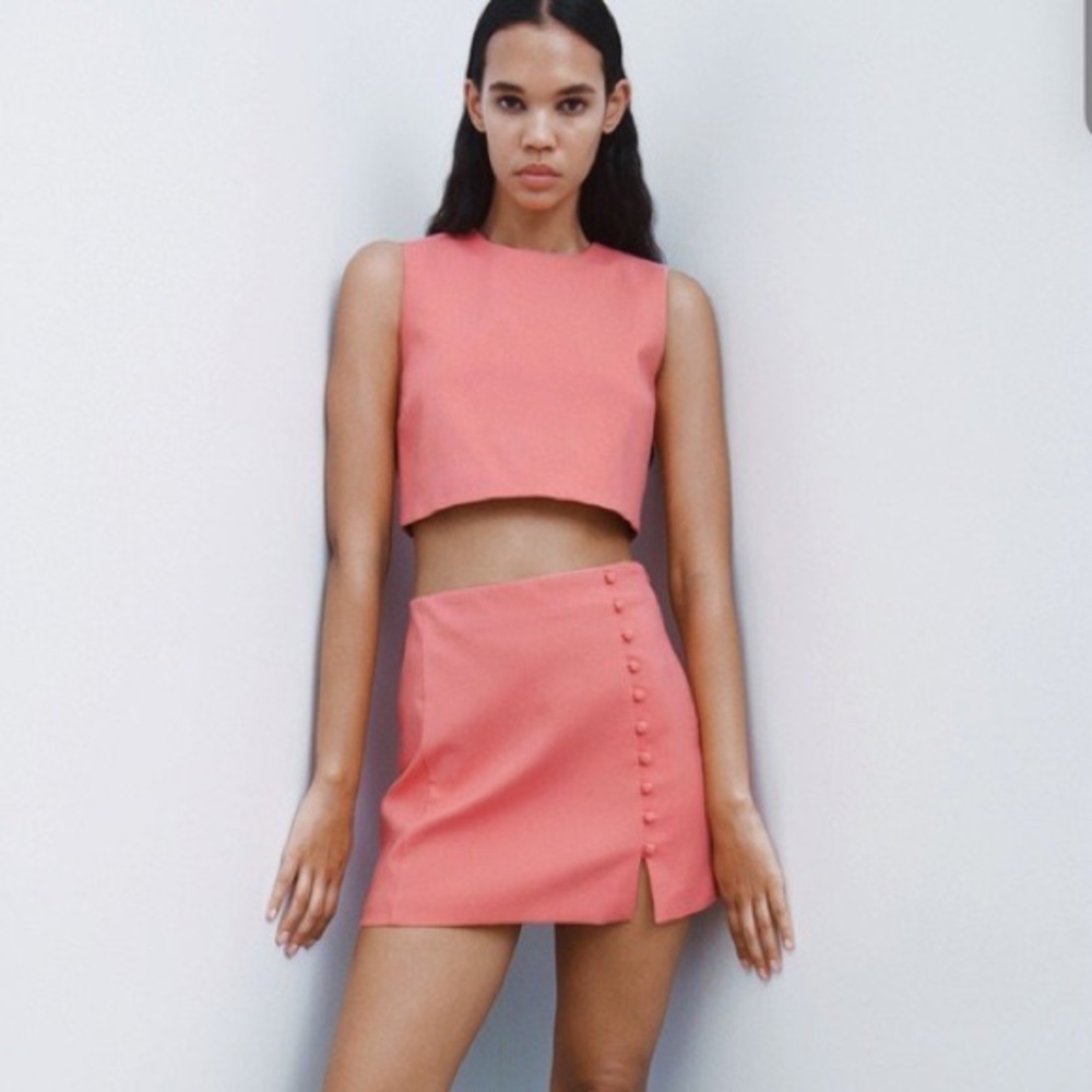 Zara Coral Buttoned Mini Skirt